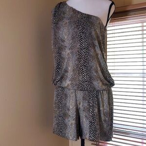 Snakeskin print romper by Una Luna